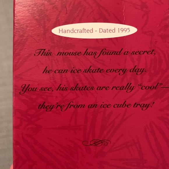 Hallmark Keepsake Ornament ON THE ICE 1995 in Original Box - Picture 3 of 8